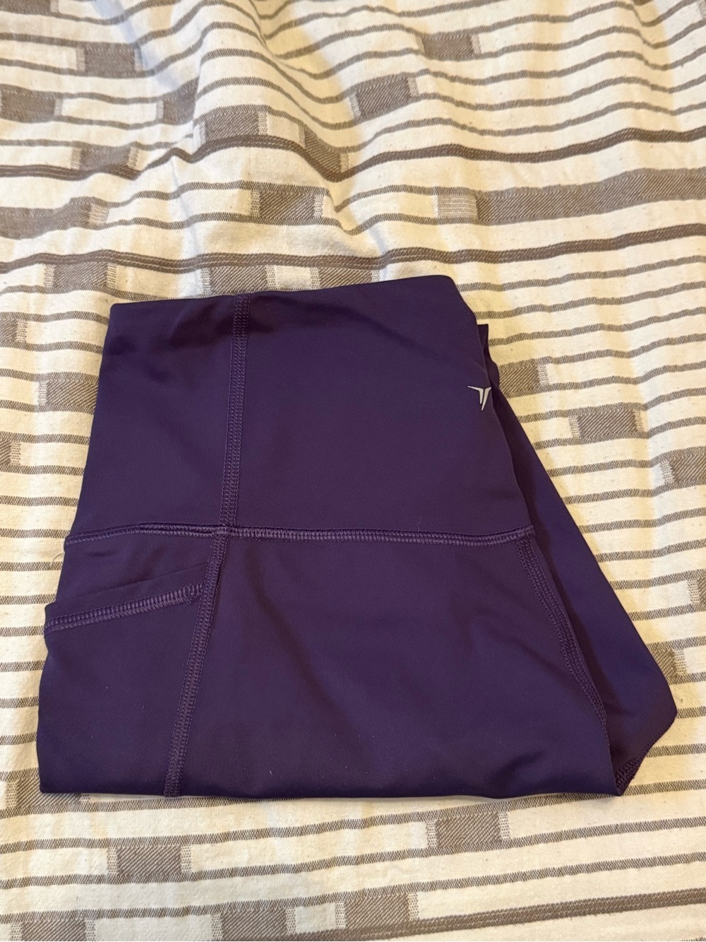 Old Navy Elevate Leggings